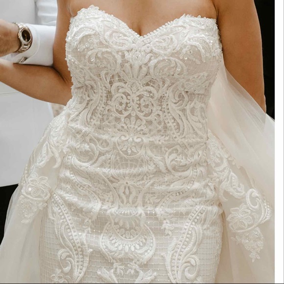 Cielo by Bijou Bridal Strapless Ivory Wedding Gown w/ Detachable Overskirt - Picture 10 of 12